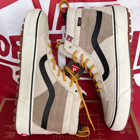 Vans Sk8-Hi Mte-2
Utility Pop White Multi
VNOA5HZZJ5K
Men’s boots - sneakers - Picture 12 of 16